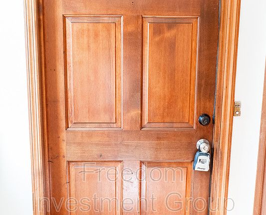 3rd image of 6739 Langston Dr