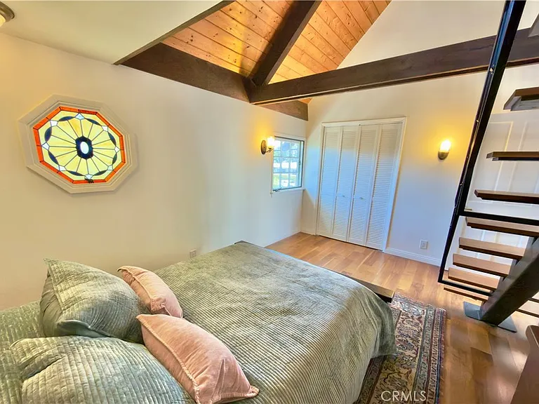 327 Aster St — Photo 40