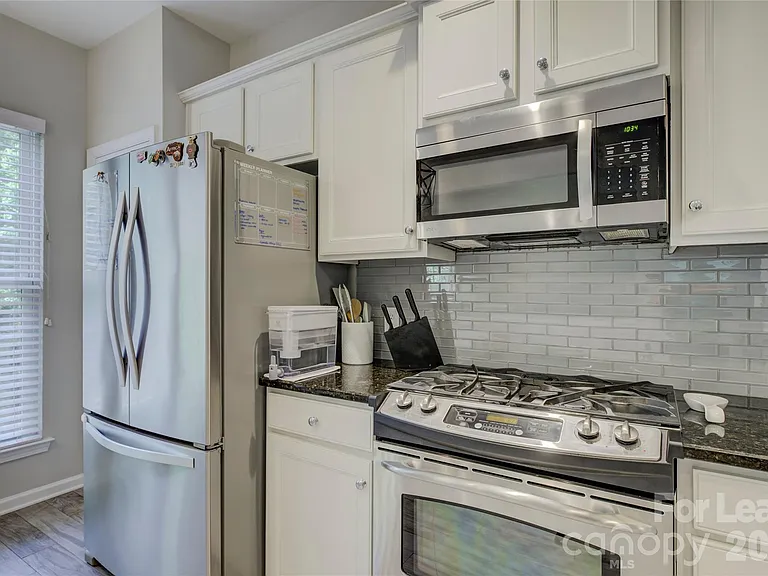 629 6th Baxter Xing — Photo 9