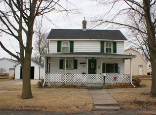 508 12th St, De Witt, IA 52742