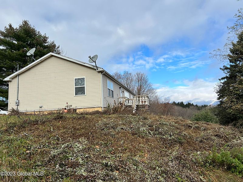 2nd image of 663 Lily Pond Road