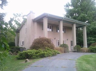 7107 Lapaloma Ln, Ypsilanti, MI 48197