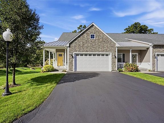 3rd image of 80 Bear Hill Rd #101