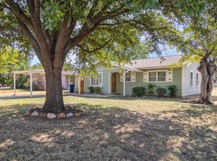 602 Roanoke Ave, Brownwood, TX 76801