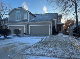 11921 Mackey St, Overland Park, KS 66213