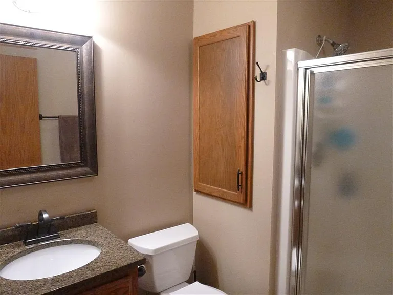 808 Chalet Dr NW — Photo 15