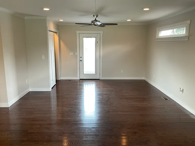 1227 Hazelwood Rd — Photo 15