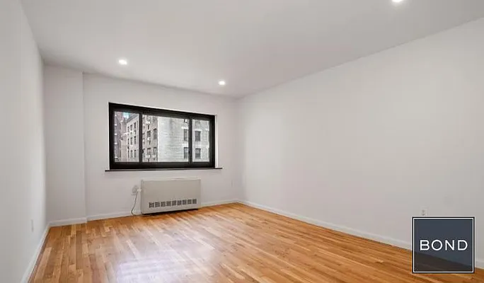 Rented by Bond New York | media 12