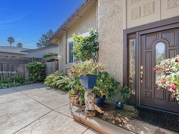 3rd image of 673 Hudis Street