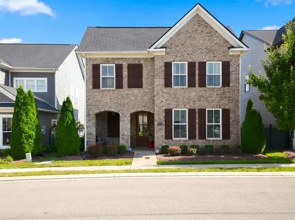 5731 Heirloom Dr, Murfreesboro, TN 37129
