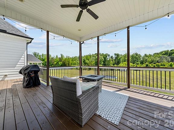 5th image of 7105 Rae Farms Way