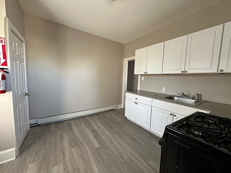 252 Parkway Ave #2 — Photo 21