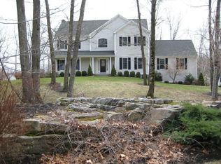 225 Devonshire Ln, Madison, CT 06443