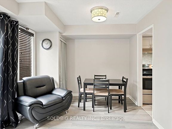5th image of 78 Stewart Maclaren Rd #78