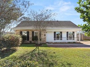 828 Calvert St, Metairie, LA 70001