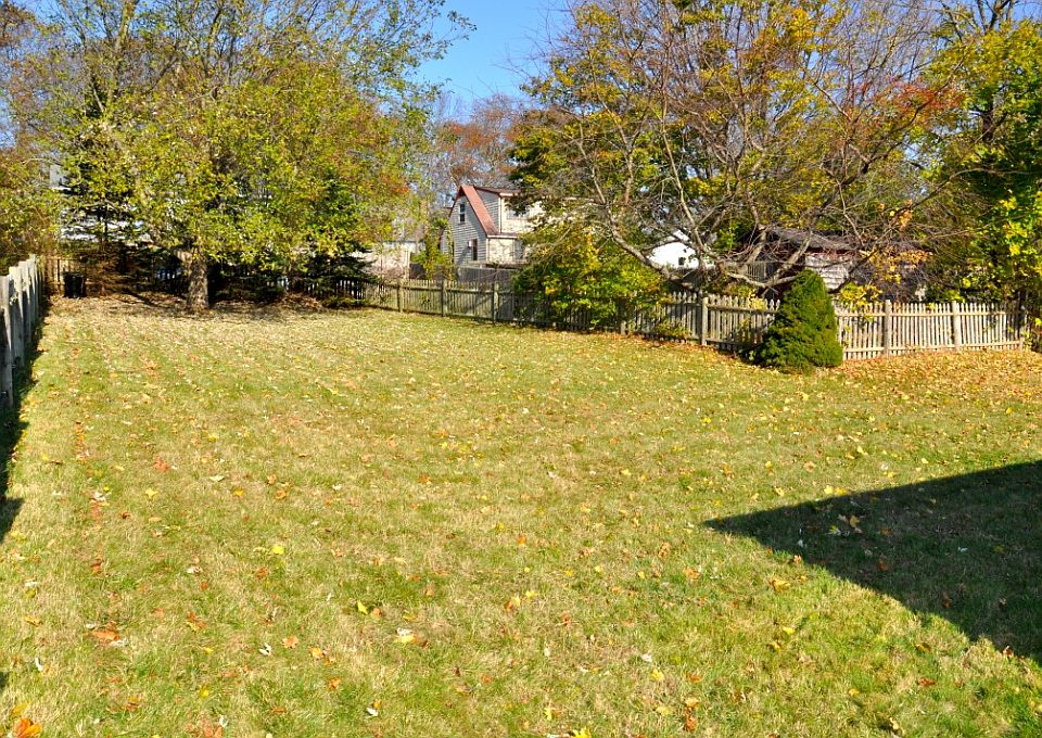 1st image of 45 Jennifer Dr