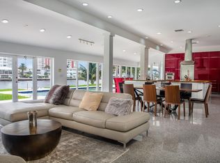 613 Palm Dr, Hallandale Beach, FL 33009