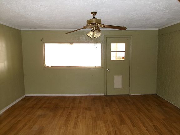 5th image of 2534 Mecom Dr