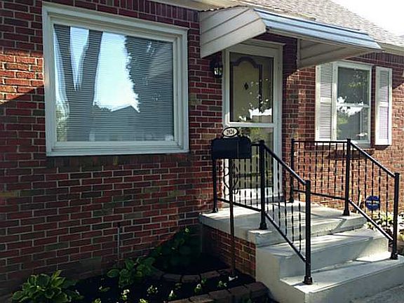 2nd image of 2926 123rd St