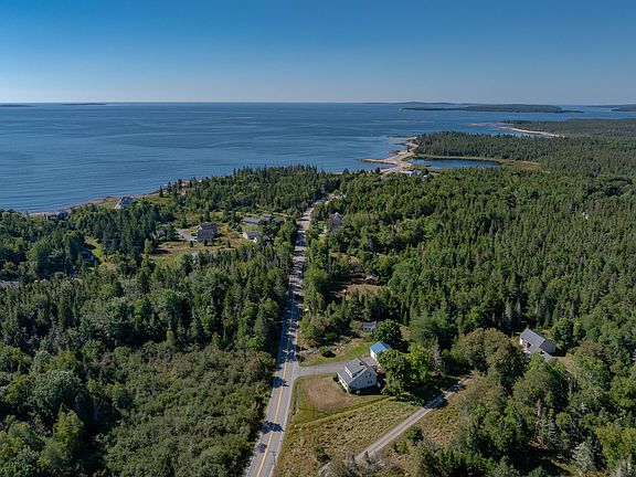 4th image of 490 Seawall Road