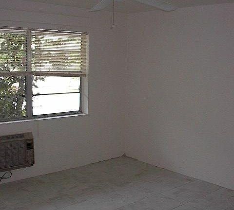 3rd image of 1005 W Las Olas Blvd