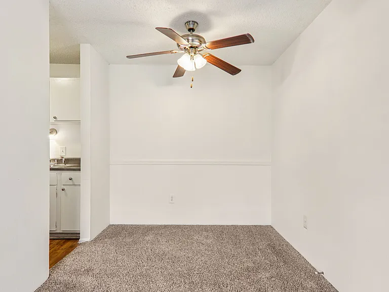 Andover Park Apartments — Photo 16