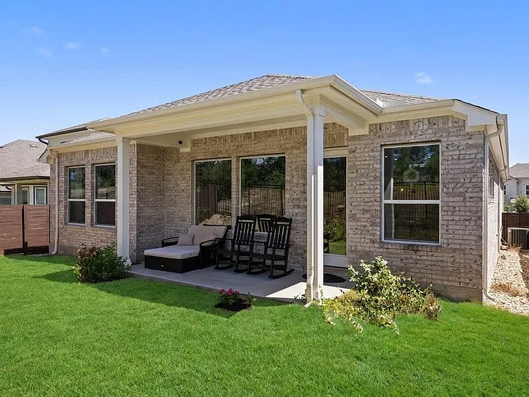 8408 Grenadier Dr — Photo 20
