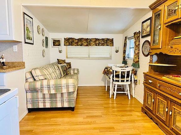 4th image of 25501 Trost Blvd #4-25