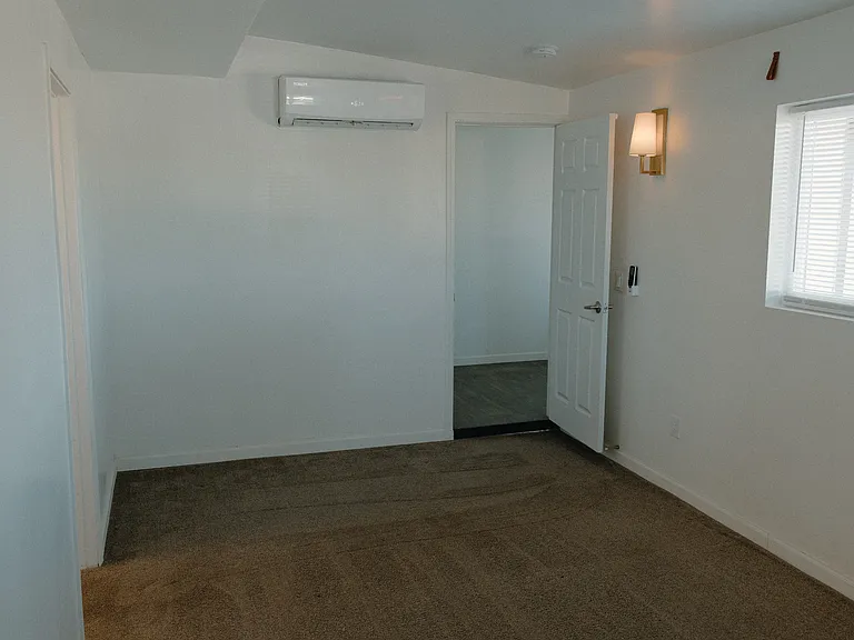 5410 Chia Ave — Photo 32
