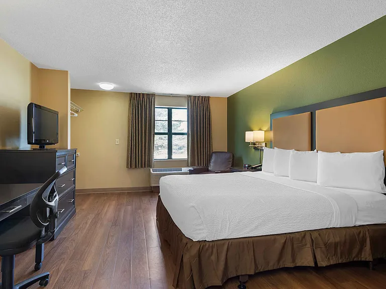Studio Suite - 1 King Bed