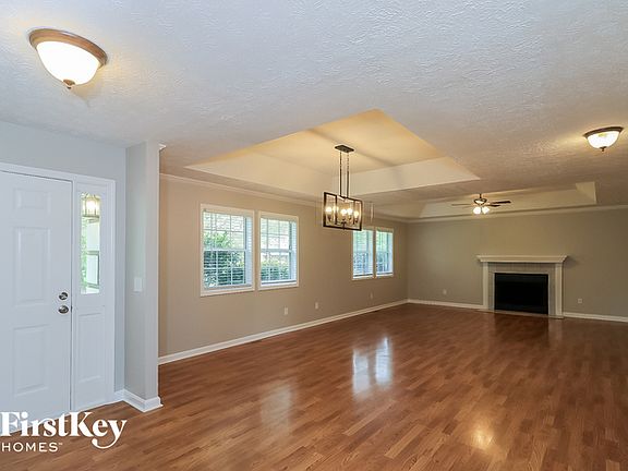 2nd image of 33 Riverview Ct