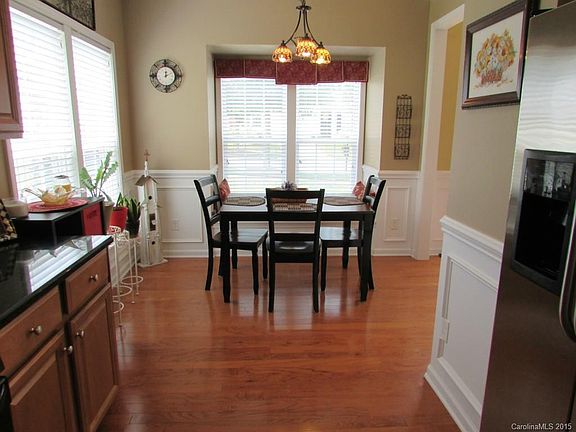 5th image of 168 N Arcadian Way #23