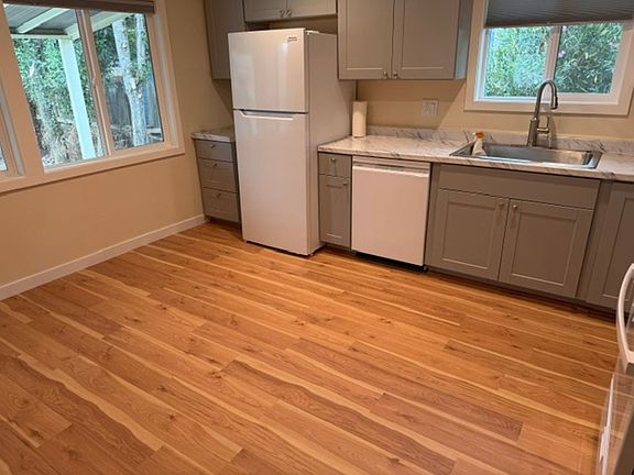 5th image of 5285 Capistrano Ave #A