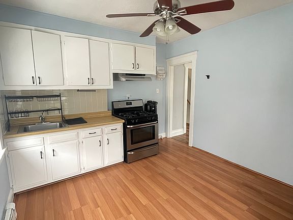 4th image of 144 Tontine Ave Floor 2