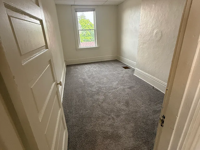 1017 Emporia St #2 — Photo 15