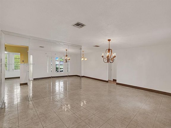 5th image of 6714 NW 57th Dr