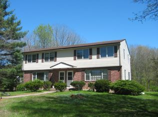 95 Elmwood Dr #2, Cheshire, CT 06410