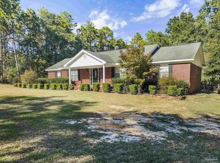 5787 White Oak Ln, Milton, FL 32570