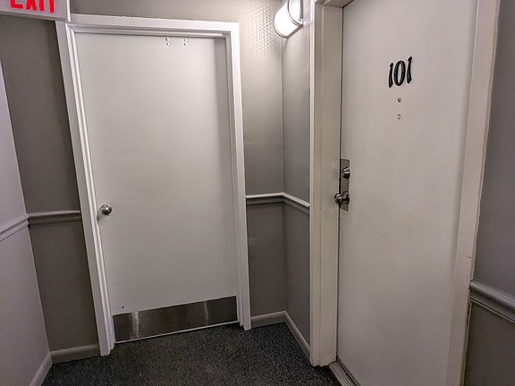 3rd image of 6840 Blue Heron Blvd Unit 101