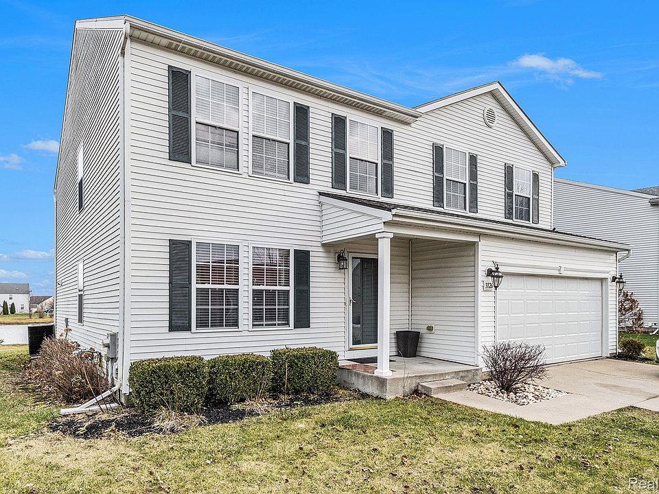1st image of 3126 Pine Run Dr