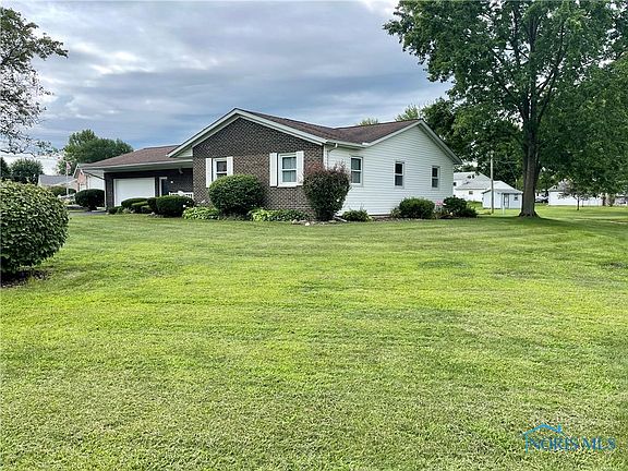 3rd image of 89 Hillcrest Dr