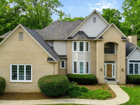 9330 Timberline Dr, Indianapolis, IN 46256