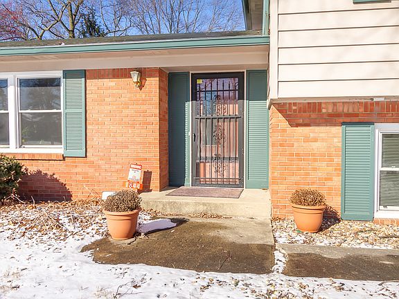 3rd image of 1844 Crossman Dr