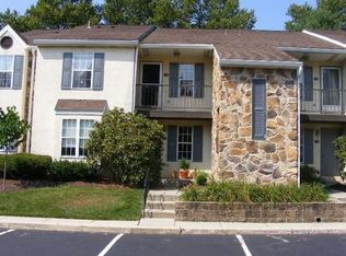 220 Valley Stream Ln, Wayne, PA 19087