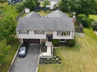 117 Springdale Rd, Wethersfield, CT 06109