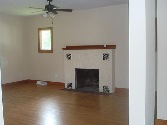4th image of 1033 W Hubbard Ave