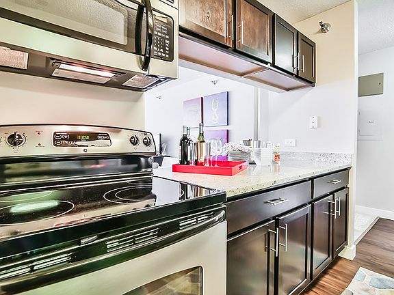 4th image of 299 N Dunton Ave APT 524