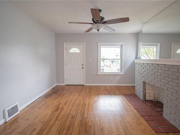 4th image of 3009 Hillcrest Ave
