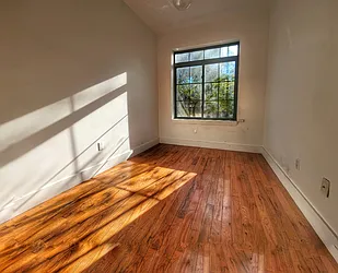 Rented by RELEASE NY