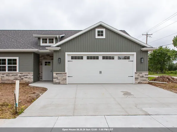 N9095 Southtowne Dr, Menasha, WI 54952